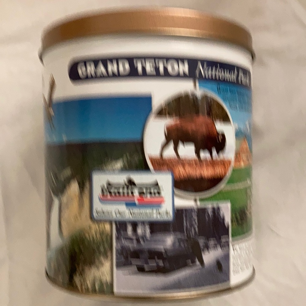 Collectible Trail’s End Gourmet Popcorn Tin (Empty)
